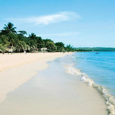 Ayurveda Resort Негрил Экстерьер фото